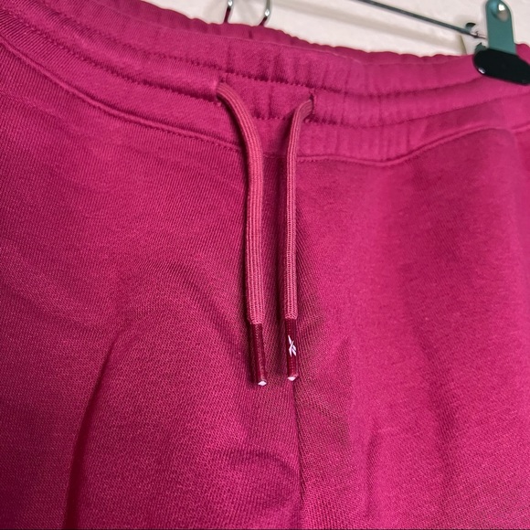 Reebok Women's Standard Fleece Joggers, Punch Berry, X-Small - Picture 3 of 9
